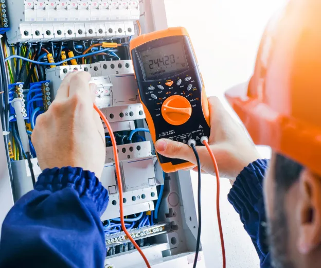 entreprise d'électricité générale à la flèche dans la Sarthe 72